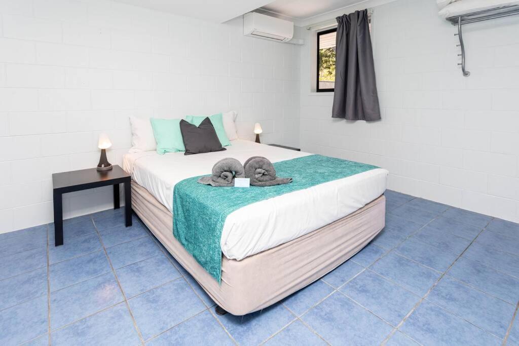 איירלי ביץ' Airlie Sun & Sand Motel Accommodation #4 מראה חיצוני תמונה